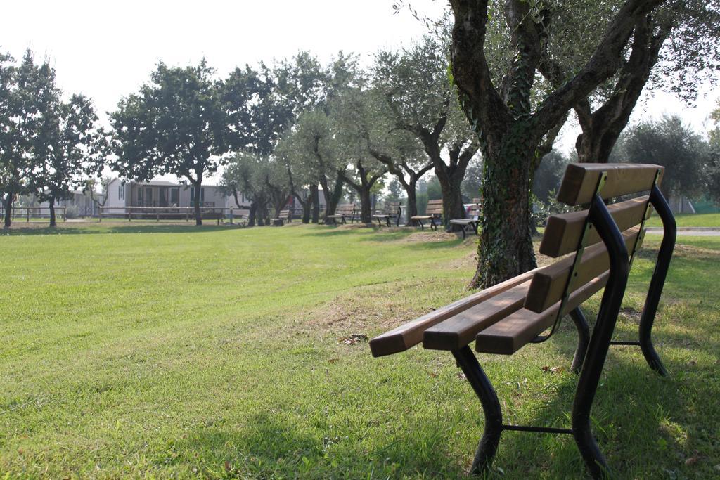 Camping Piantelle Moniga del Garda Extérieur photo