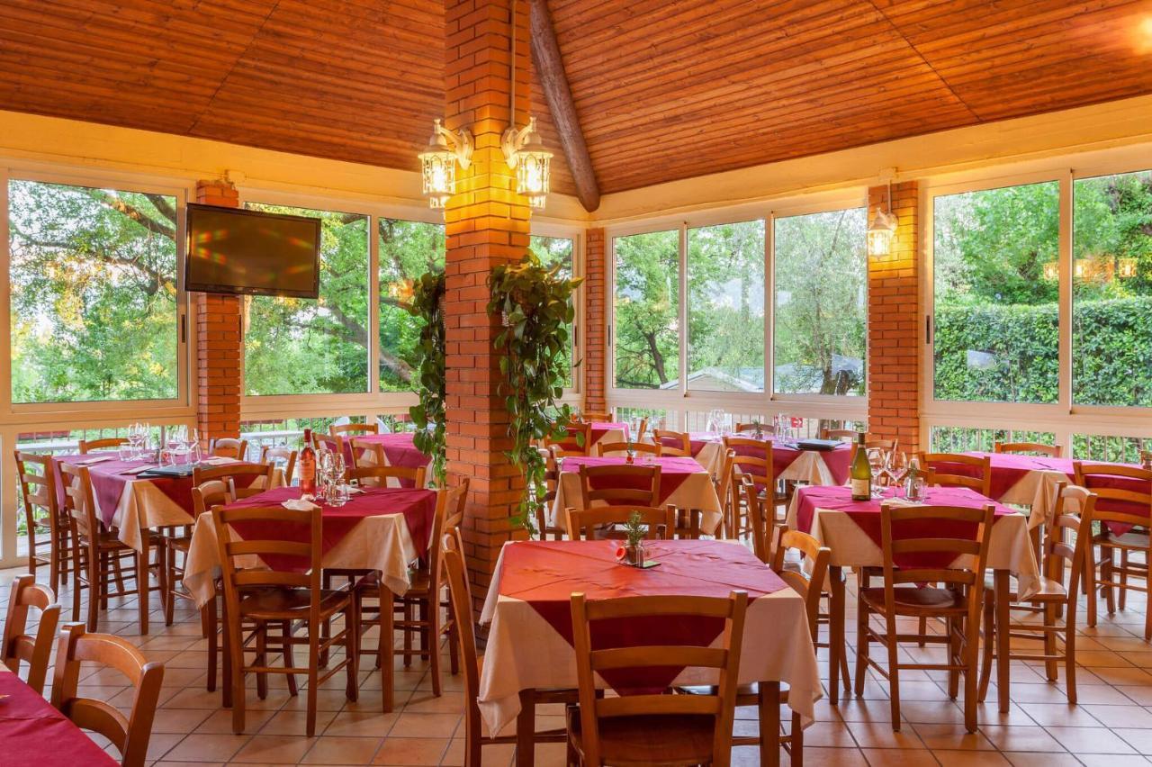 Camping Piantelle Moniga del Garda Extérieur photo