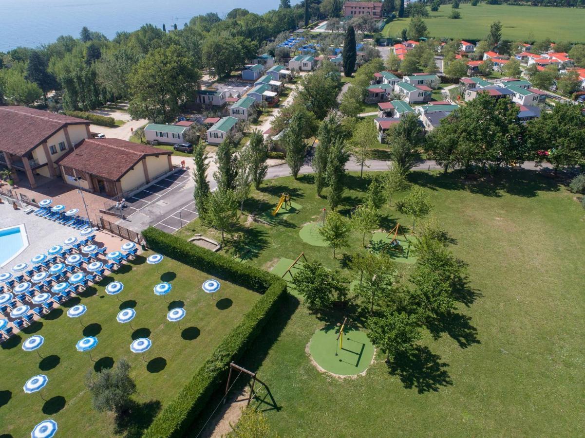 Camping Piantelle Moniga del Garda Extérieur photo