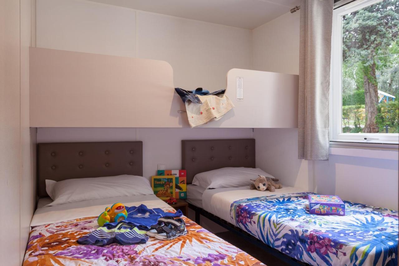 Camping Piantelle Moniga del Garda Extérieur photo